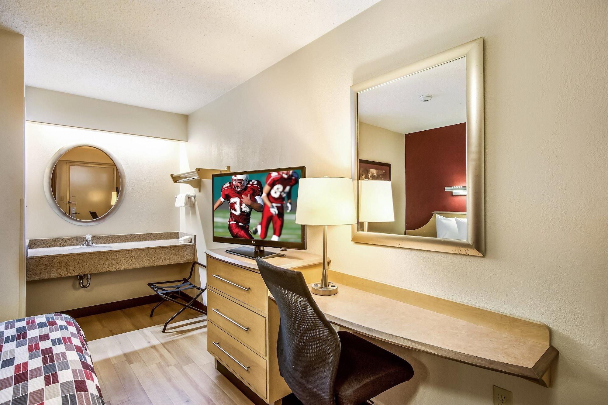 Red Roof Inn Detroit - Plymouth/Canton Dış mekan fotoğraf