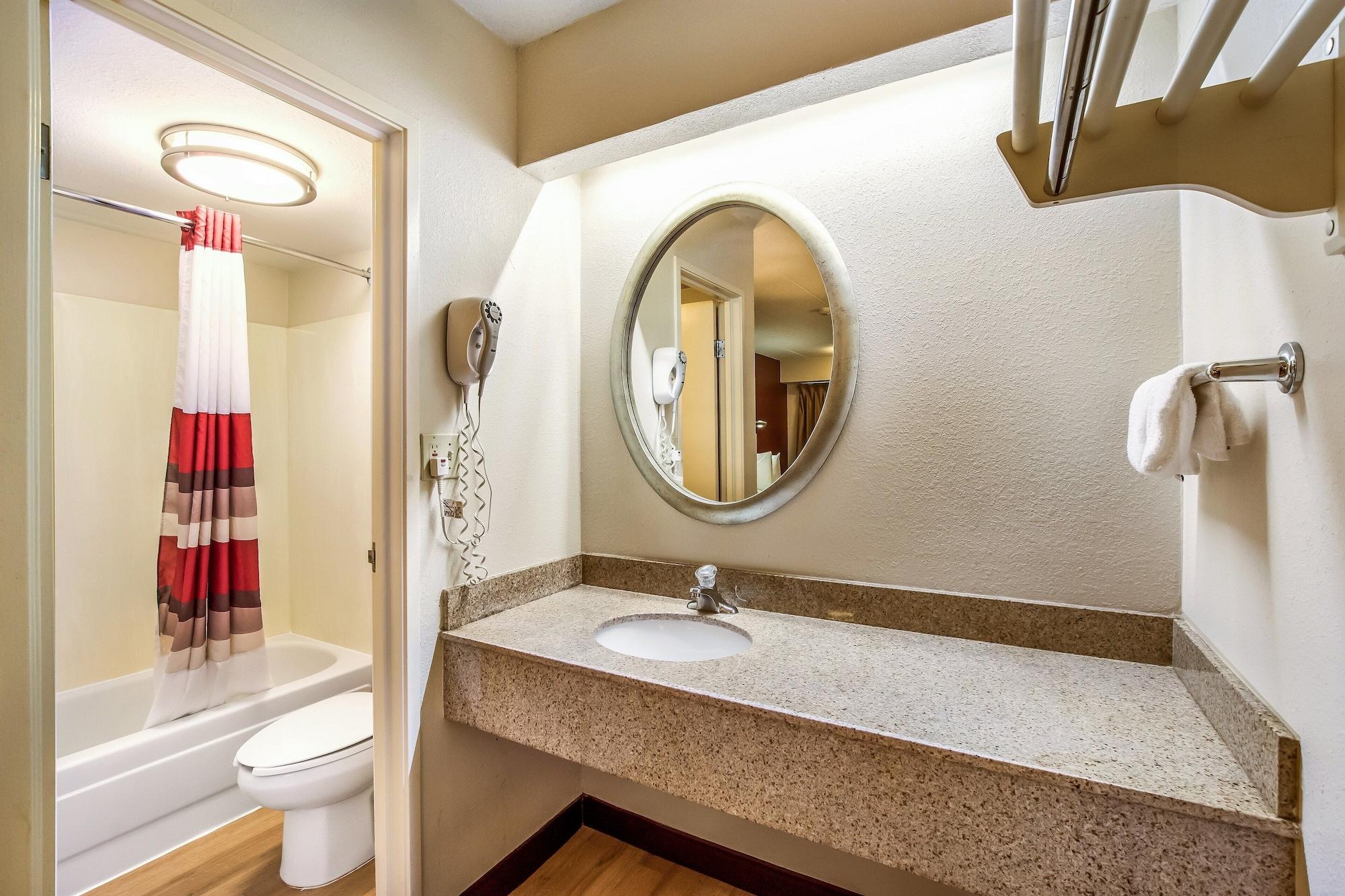 Red Roof Inn Detroit - Plymouth/Canton Dış mekan fotoğraf