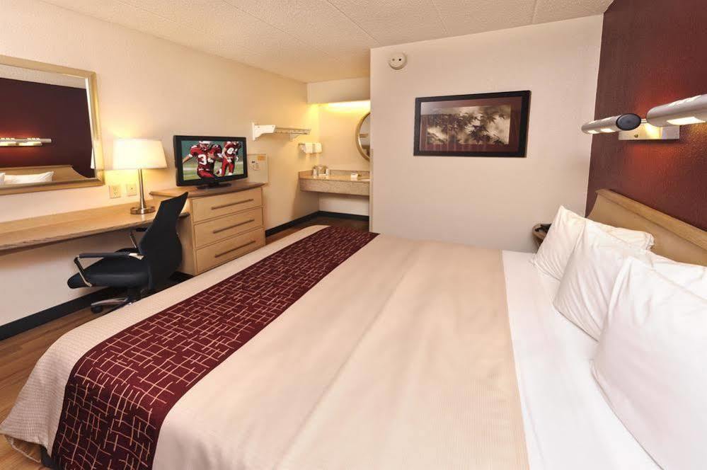 Red Roof Inn Detroit - Plymouth/Canton Dış mekan fotoğraf